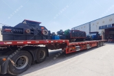 1200*1200雙齒輥破碎機，兩臺900*900軌道移動雙齒輥破碎機發往云南