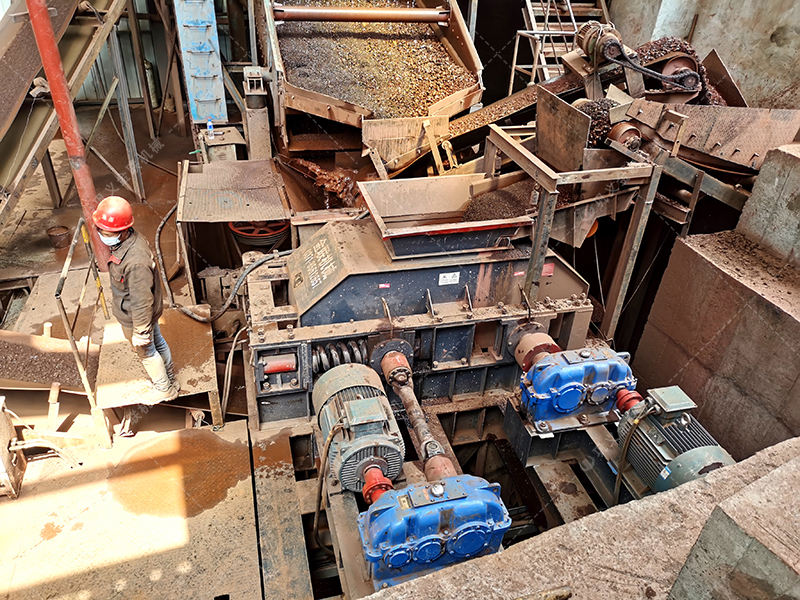 如何從網(wǎng)上找到好的對(duì)輥制砂機(jī)品牌廠家? 如何從網(wǎng)上找到好的對(duì)輥制砂機(jī)品牌廠家?